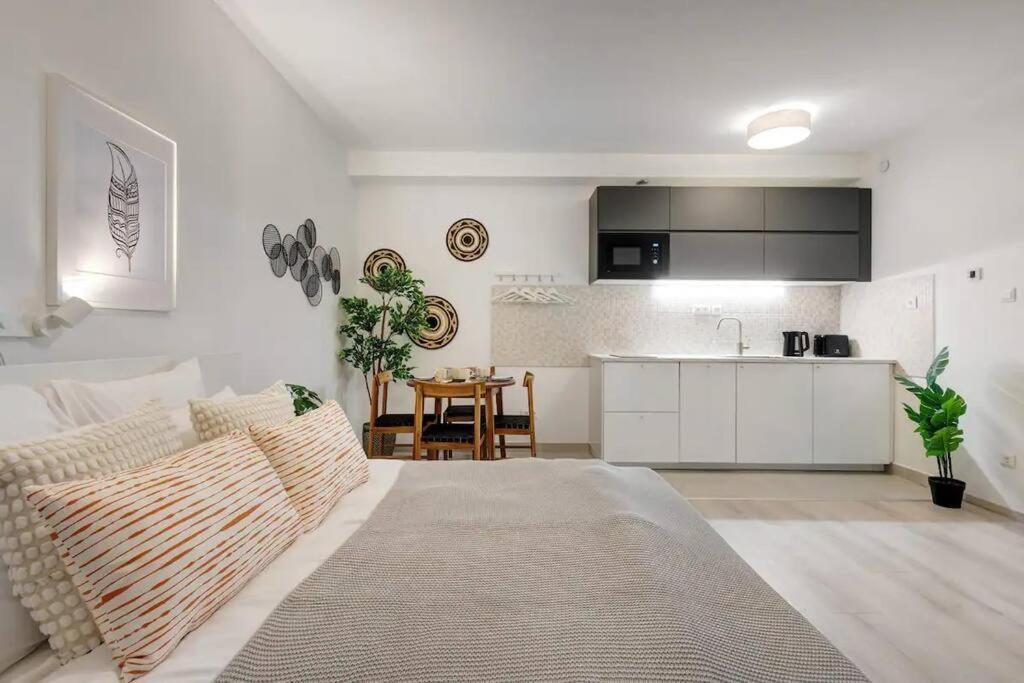 Terrace Vista-Modern 2Br Retreat Apartment Budapest Exterior photo